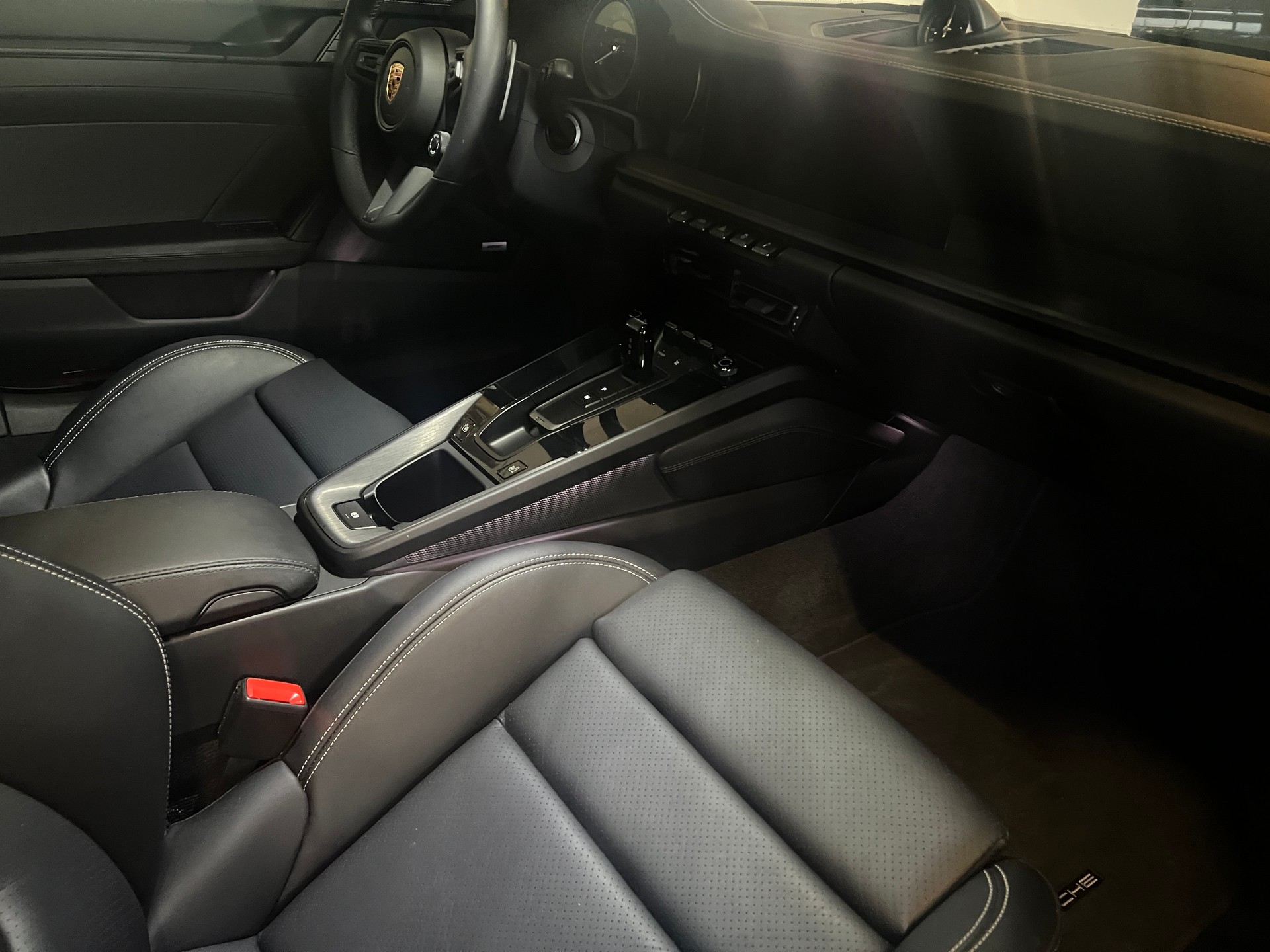 PORSCHE 911 Carrera GTS PDK KREIDE wie NEU-image-8