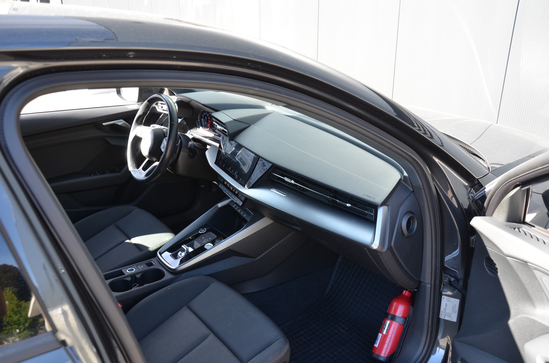 AUDI A3 Sportback 30 TFSI advanced S-tronic-image-10