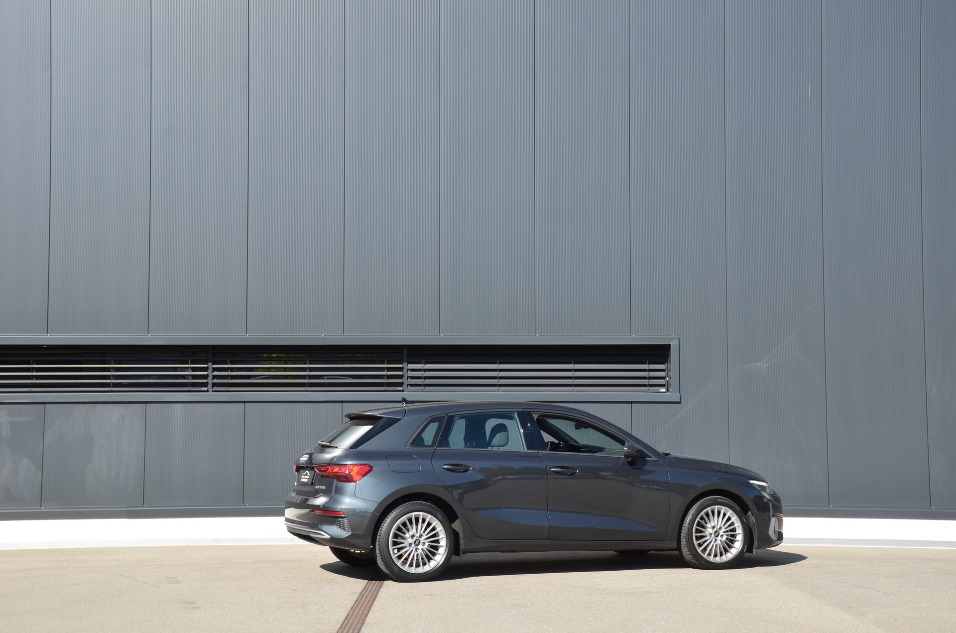 AUDI A3 Sportback 30 TFSI advanced S-tronic-showroom-element-3