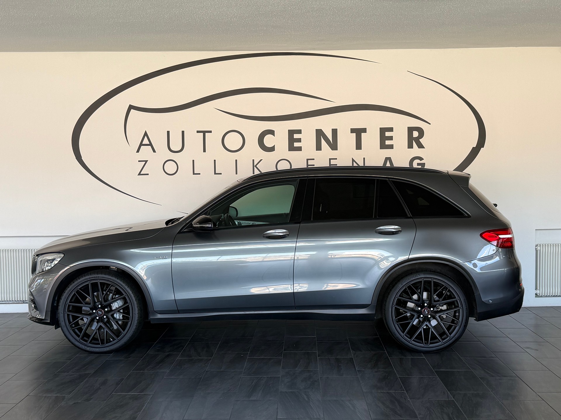 MERCEDES-BENZ GLC 43 AMG 4Matic 9G-Tronic-image-4