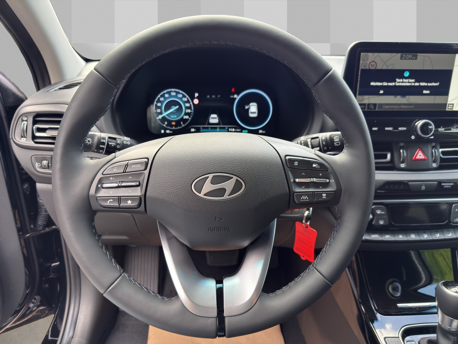 HYUNDAI i30 1.5 T-GDi Amplia 48V MH DCT-image-6