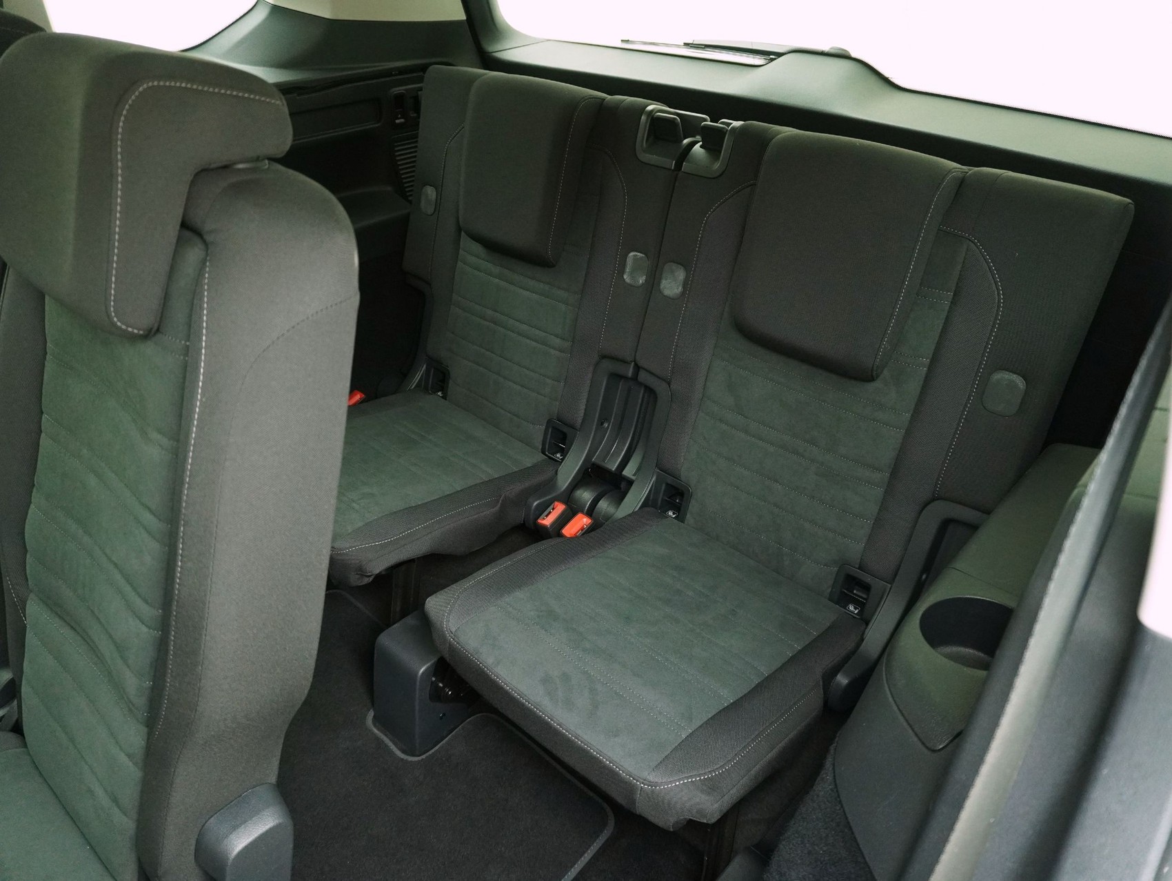 VW Touran 1.5 TSI DSG Highline-image-12