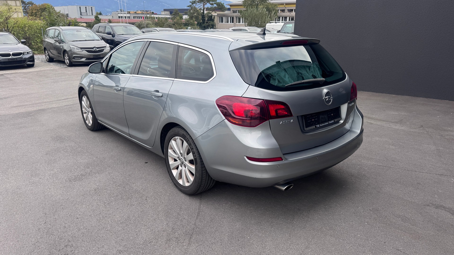 OPEL Astra SportsTourer 1.6i 16V Turbo Sport-image-3