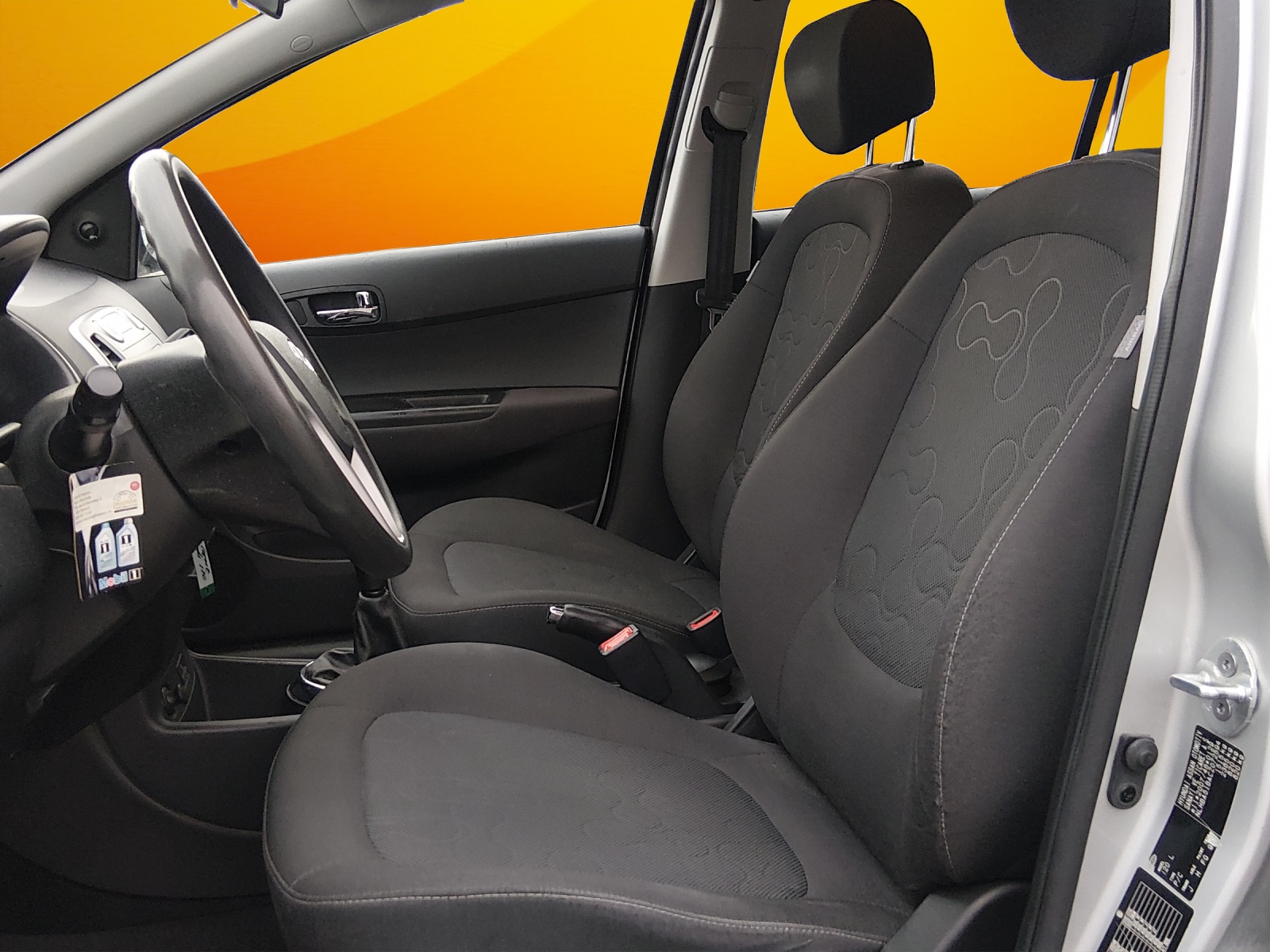 HYUNDAI i20 1.2 Comfort-image-8