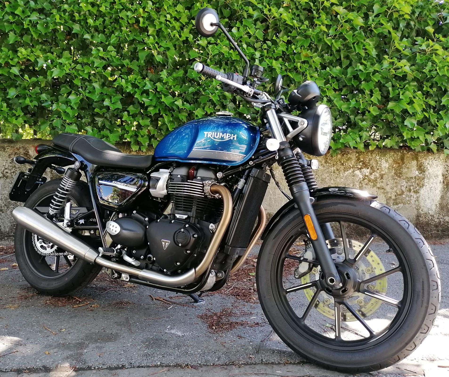 TRIUMPH Street Twin 900 (35kW)-image-4