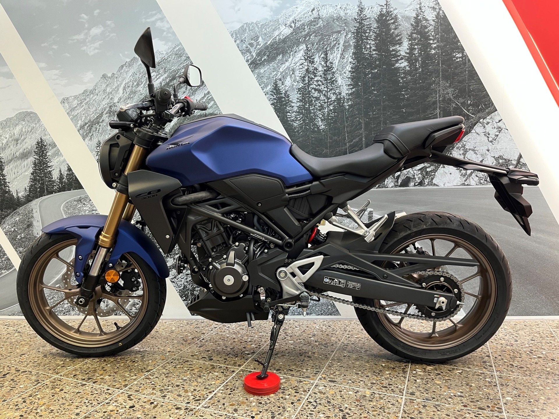 HONDA CB 300 R ABS ab Lager!-image-1