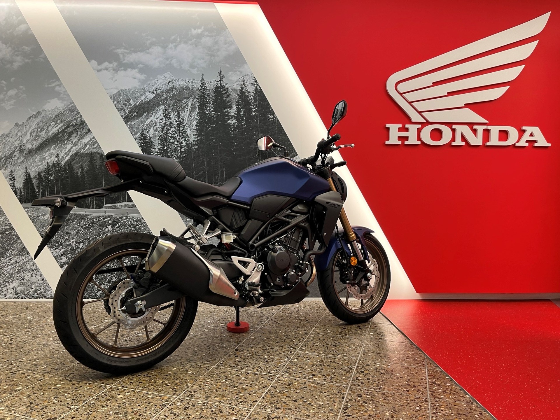 HONDA CB 300 R ABS ab Lager!-image-3