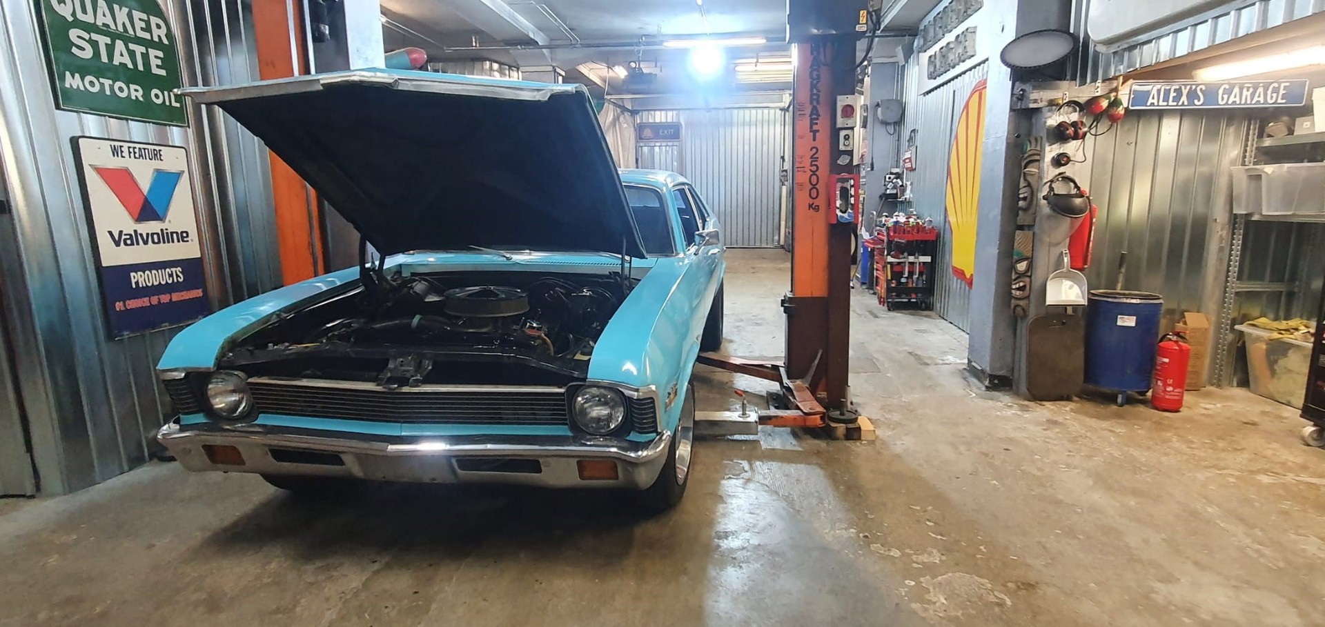CHEVROLET Nova-image-2