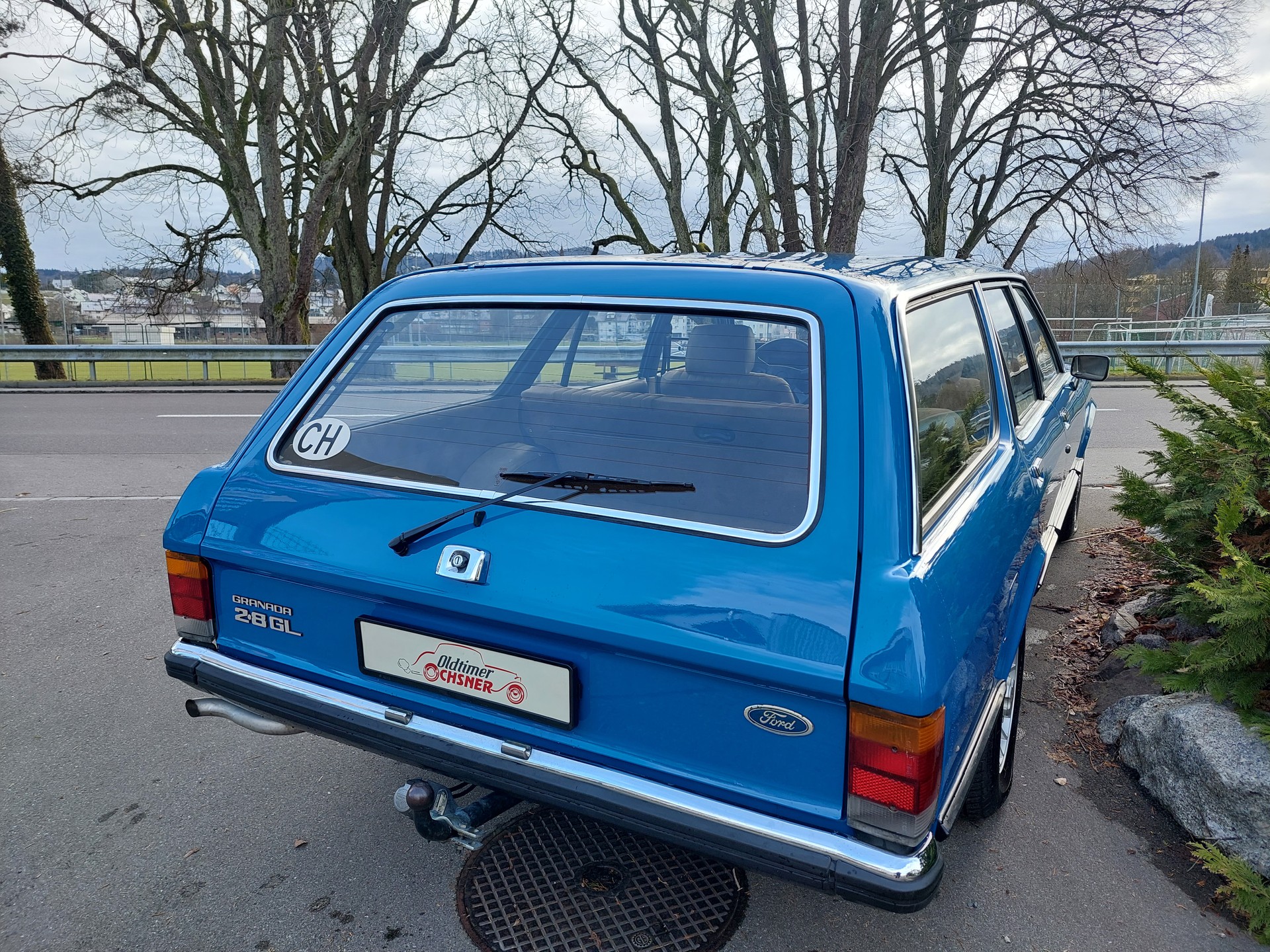 FORD Granada 2800 V6 GL A-image-6