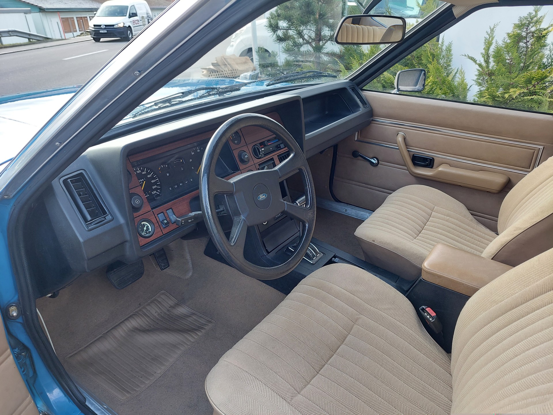 FORD Granada 2800 V6 GL A-image-7