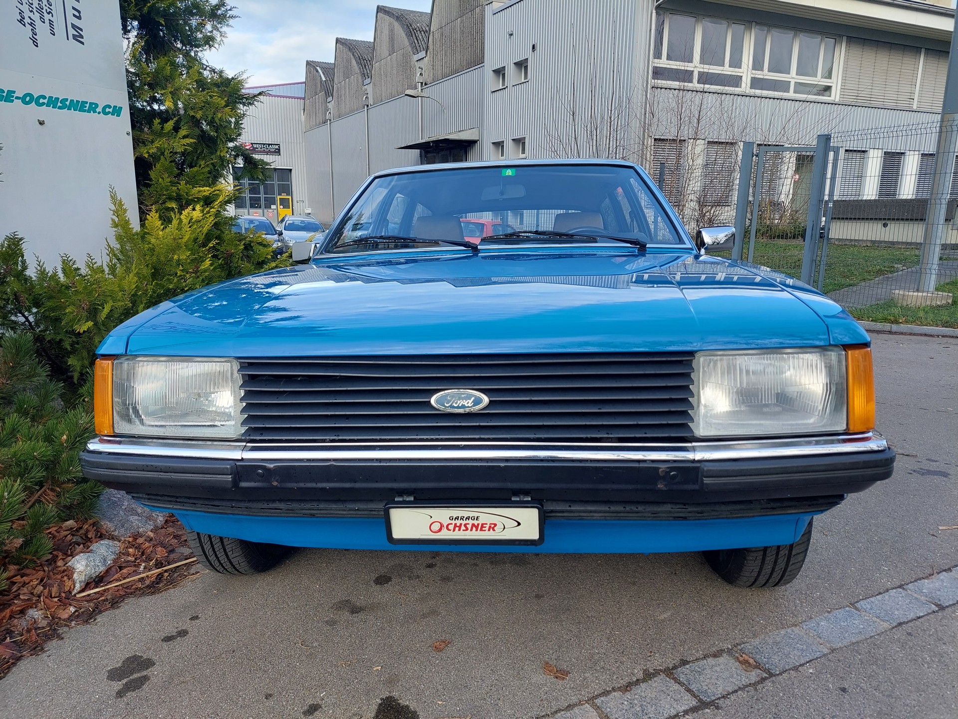FORD Granada 2800 V6 GL A-showroom-element-2