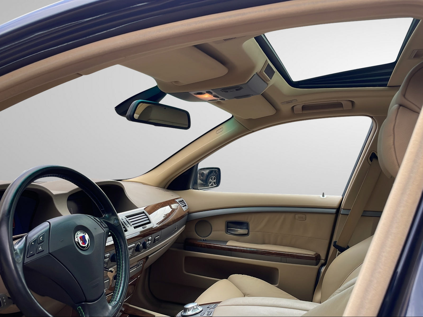 BMW-ALPINA B7 4.4 V8-image-12