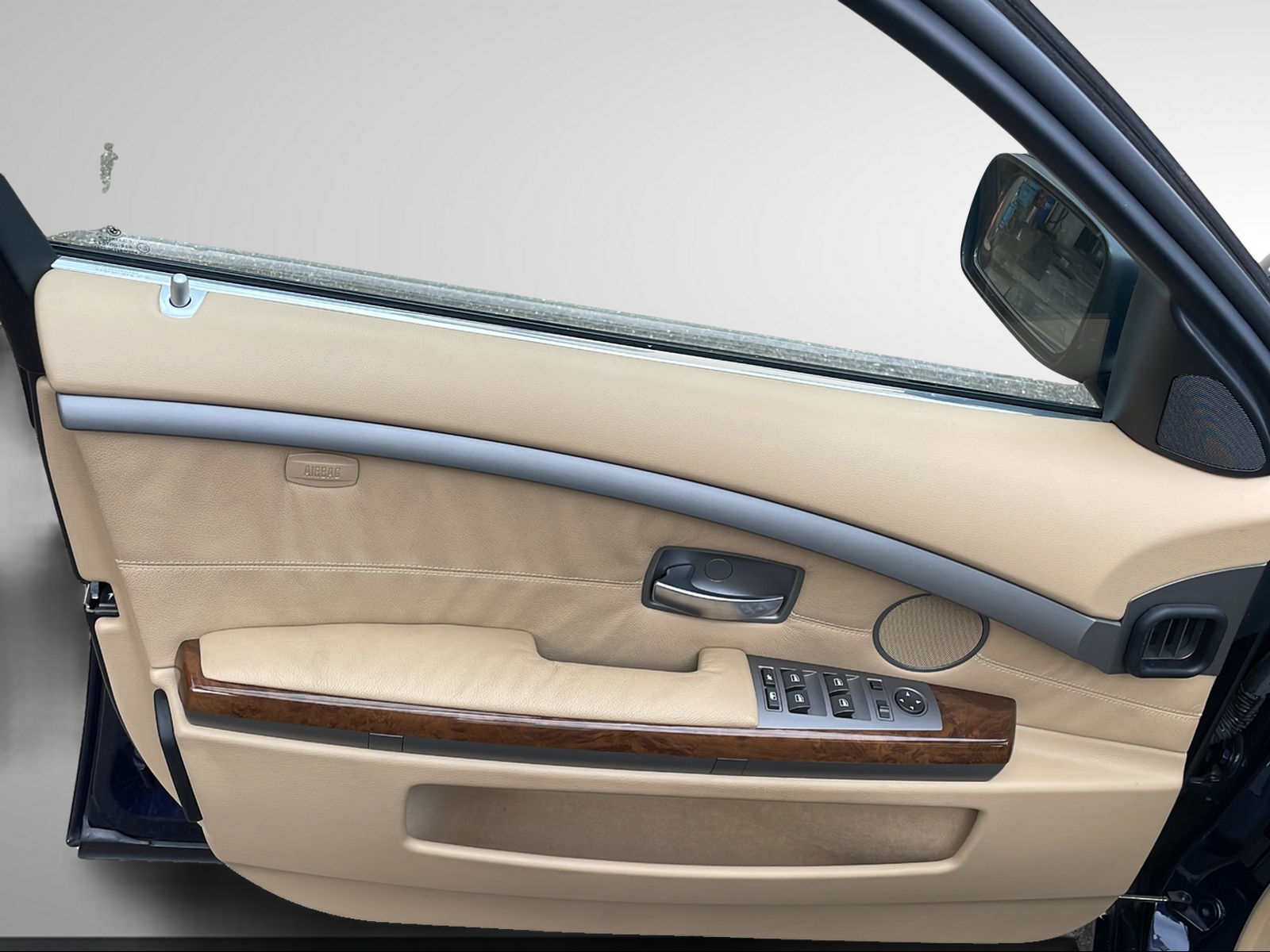 BMW-ALPINA B7 4.4 V8-image-10