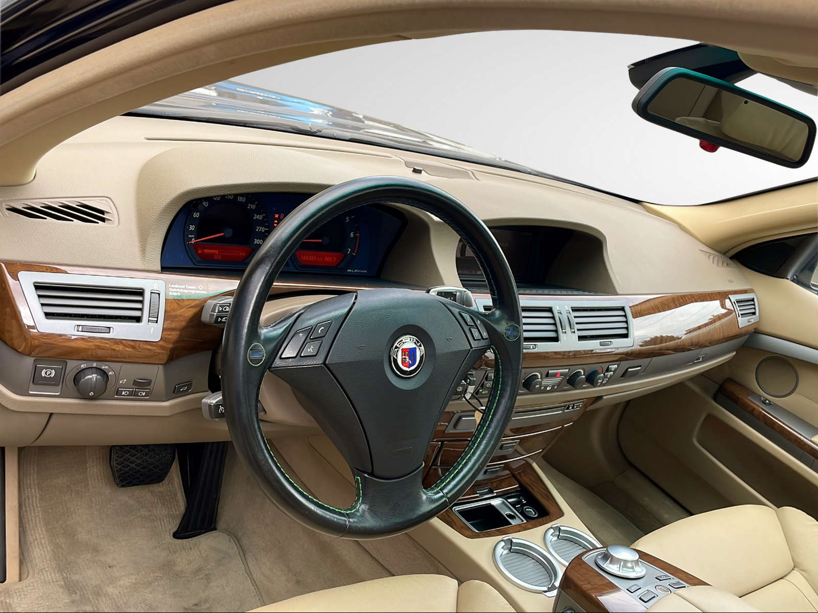 BMW-ALPINA B7 4.4 V8-image-9