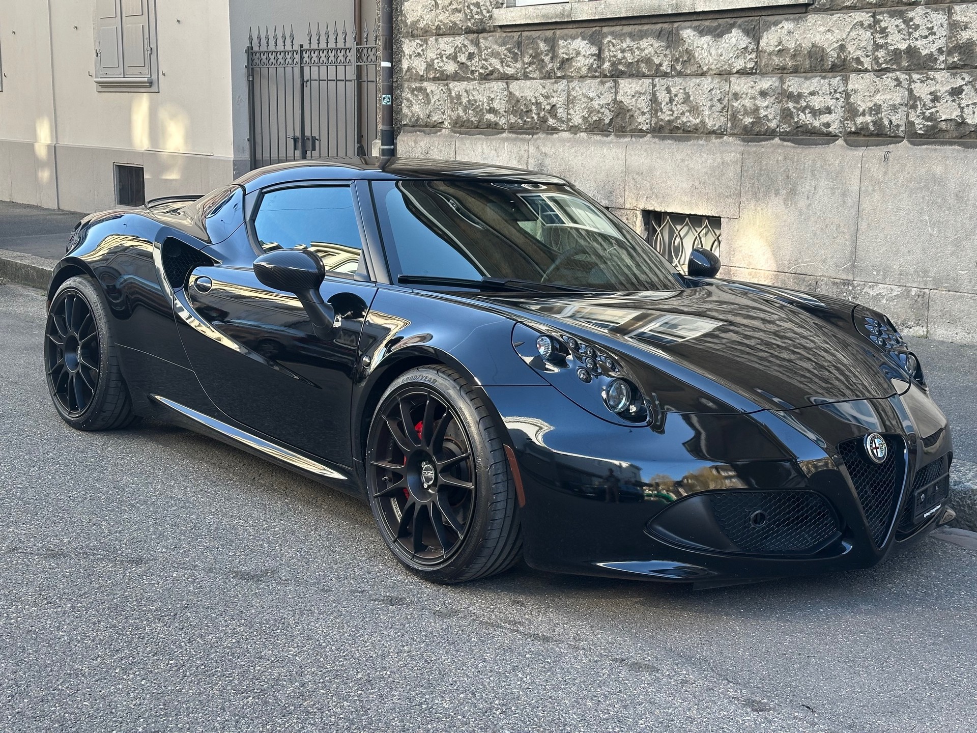 ALFA ROMEO 4C 1750 TBi TCT-showroom-element-2
