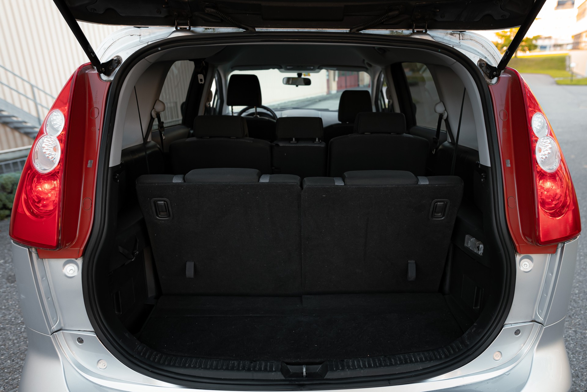 MAZDA 5 2.0d 16V Confort-image-6