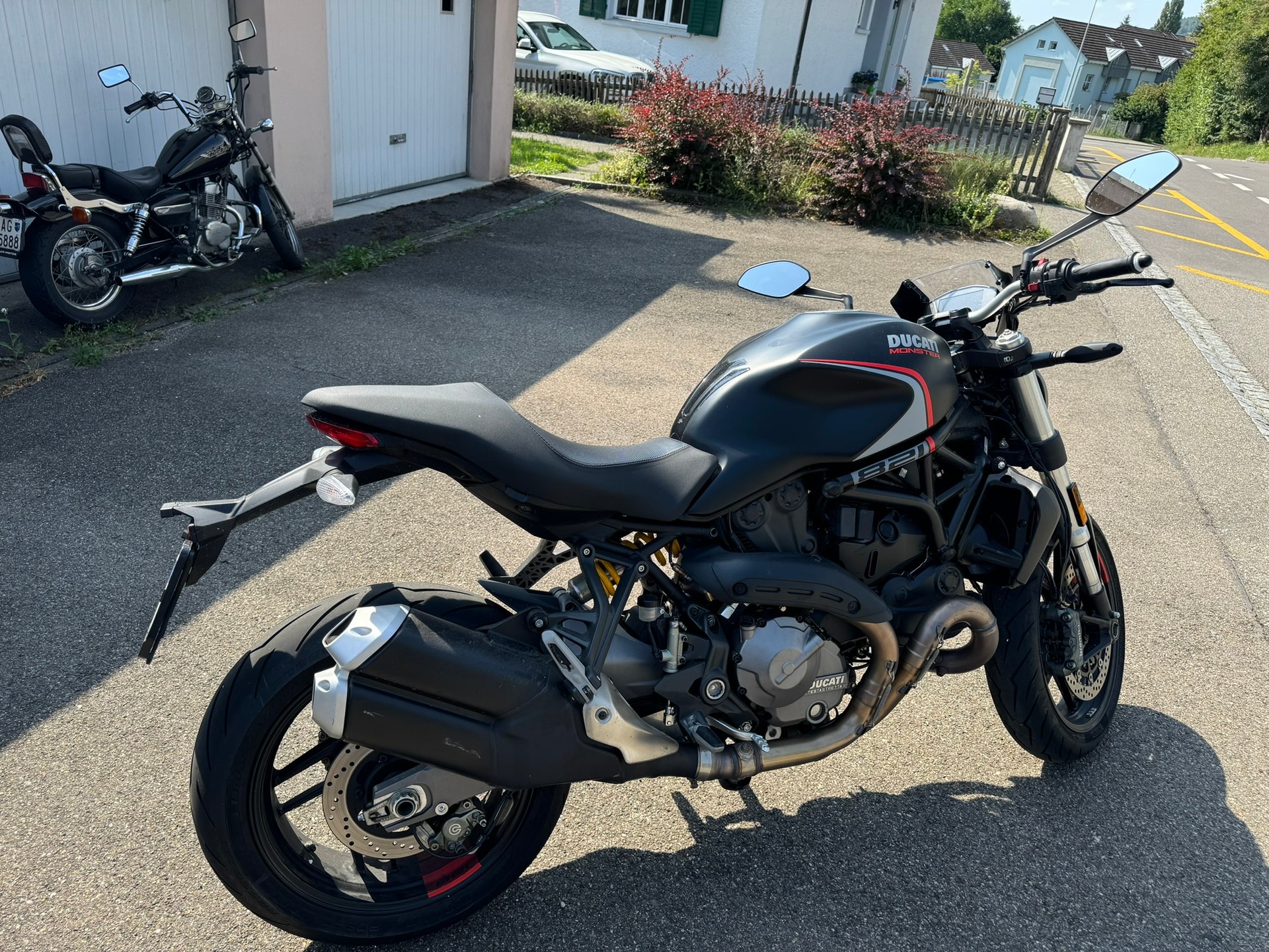 DUCATI Monster 821 Stealth ABS-image-4