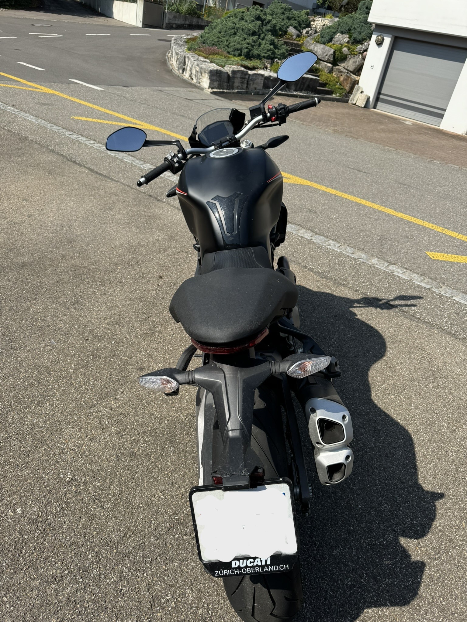 DUCATI Monster 821 Stealth ABS-image-3