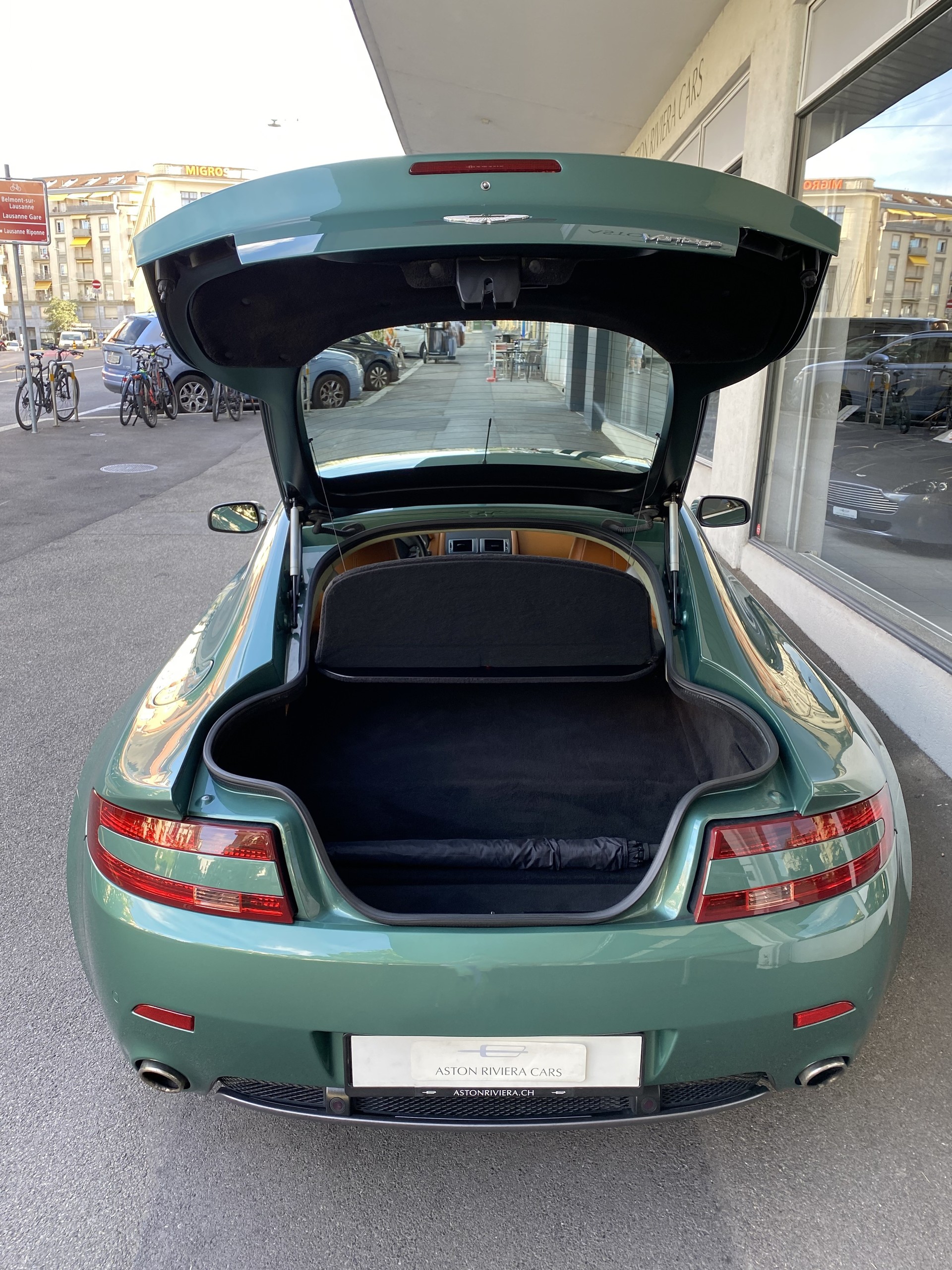 ASTON MARTIN V8 Vantage 4.3 Sportshift-image-8