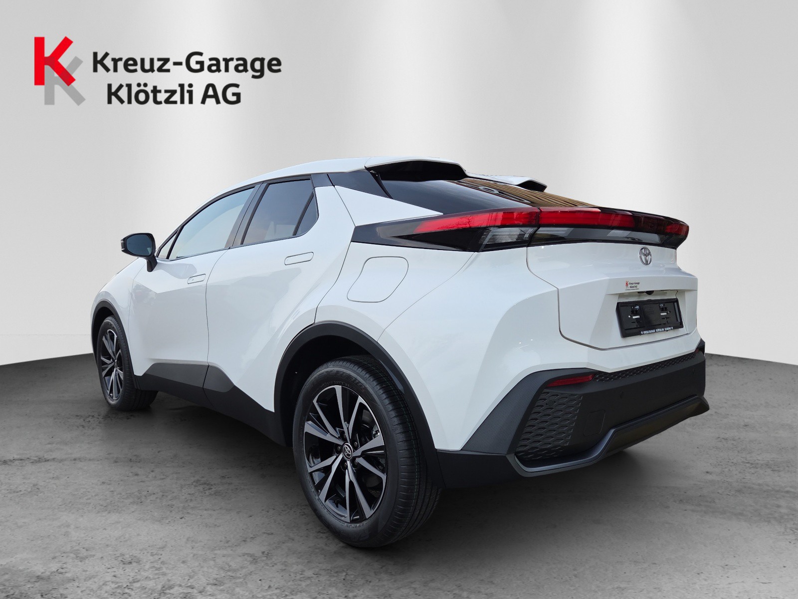 TOYOTA C-HR 1.8 HSD CVT Trend-image-4