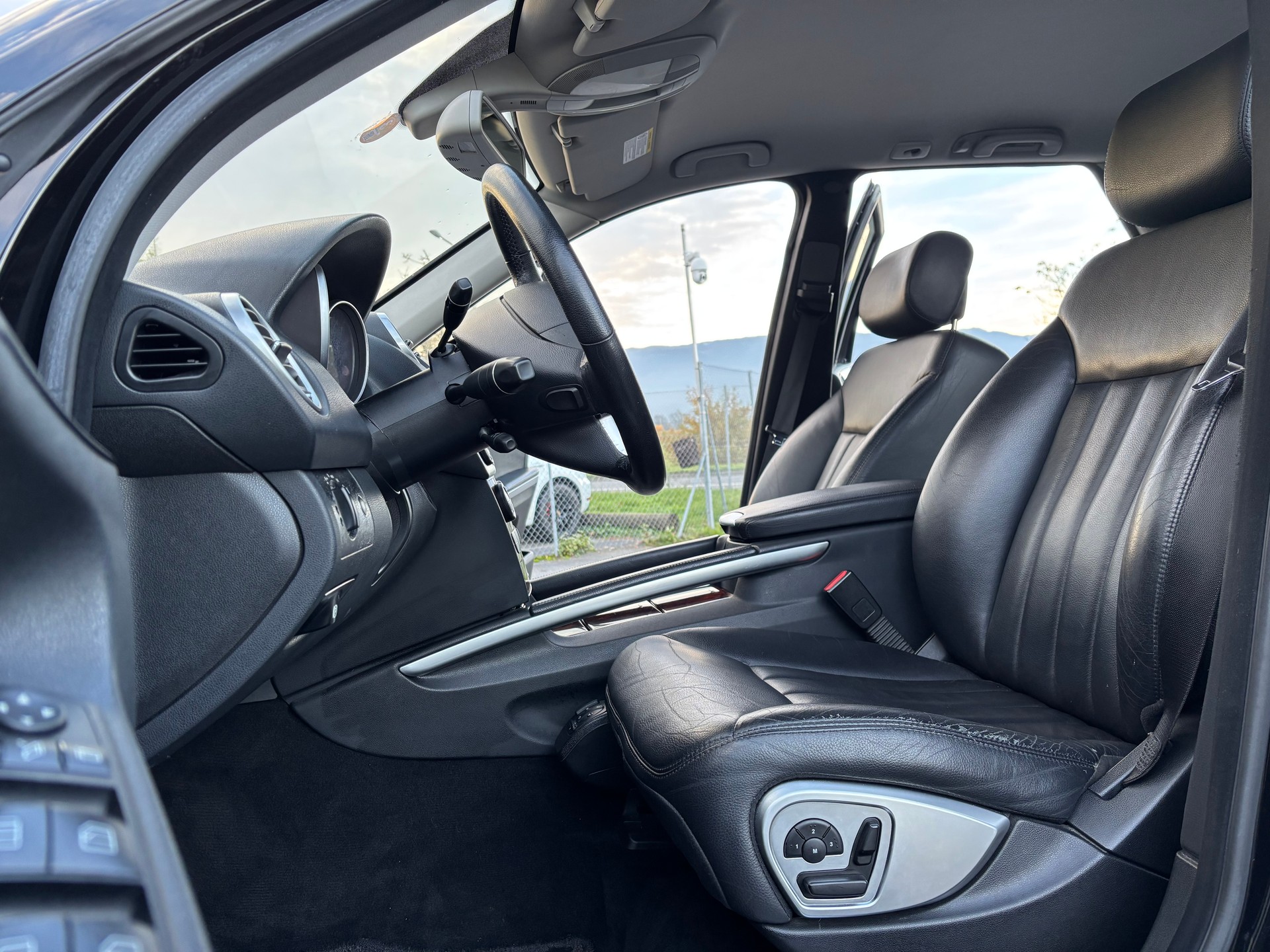 MERCEDES-BENZ ML 500 4Matic 7G-Tronic-image-9