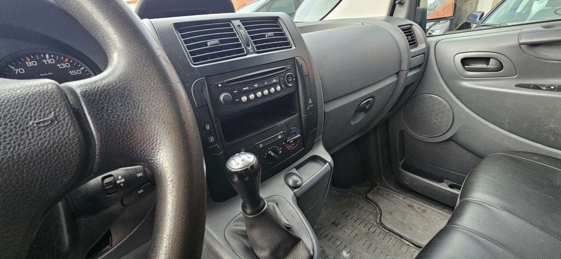 TOYOTA Proace 1.6D-image-5