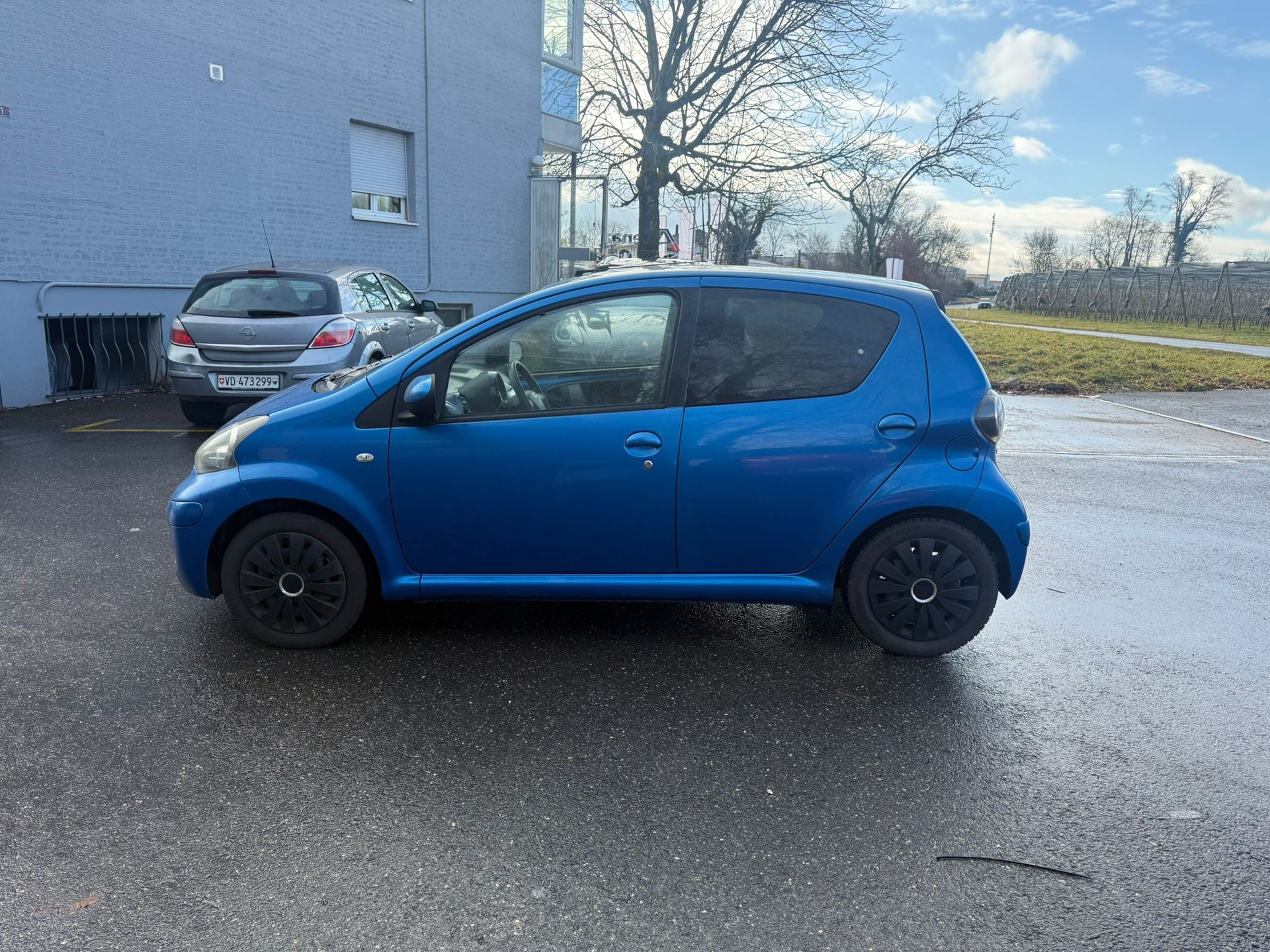 TOYOTA Aygo 1.0 Linea Luna-image-6