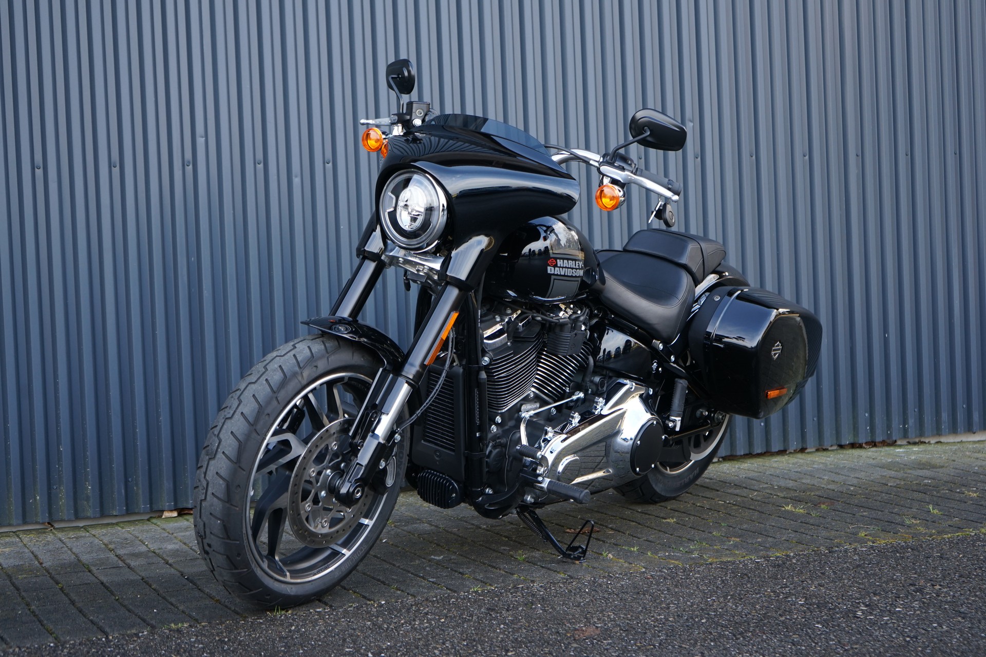 HARLEY-DAVIDSON FLSB Sport Glide 107 35kW-image-2