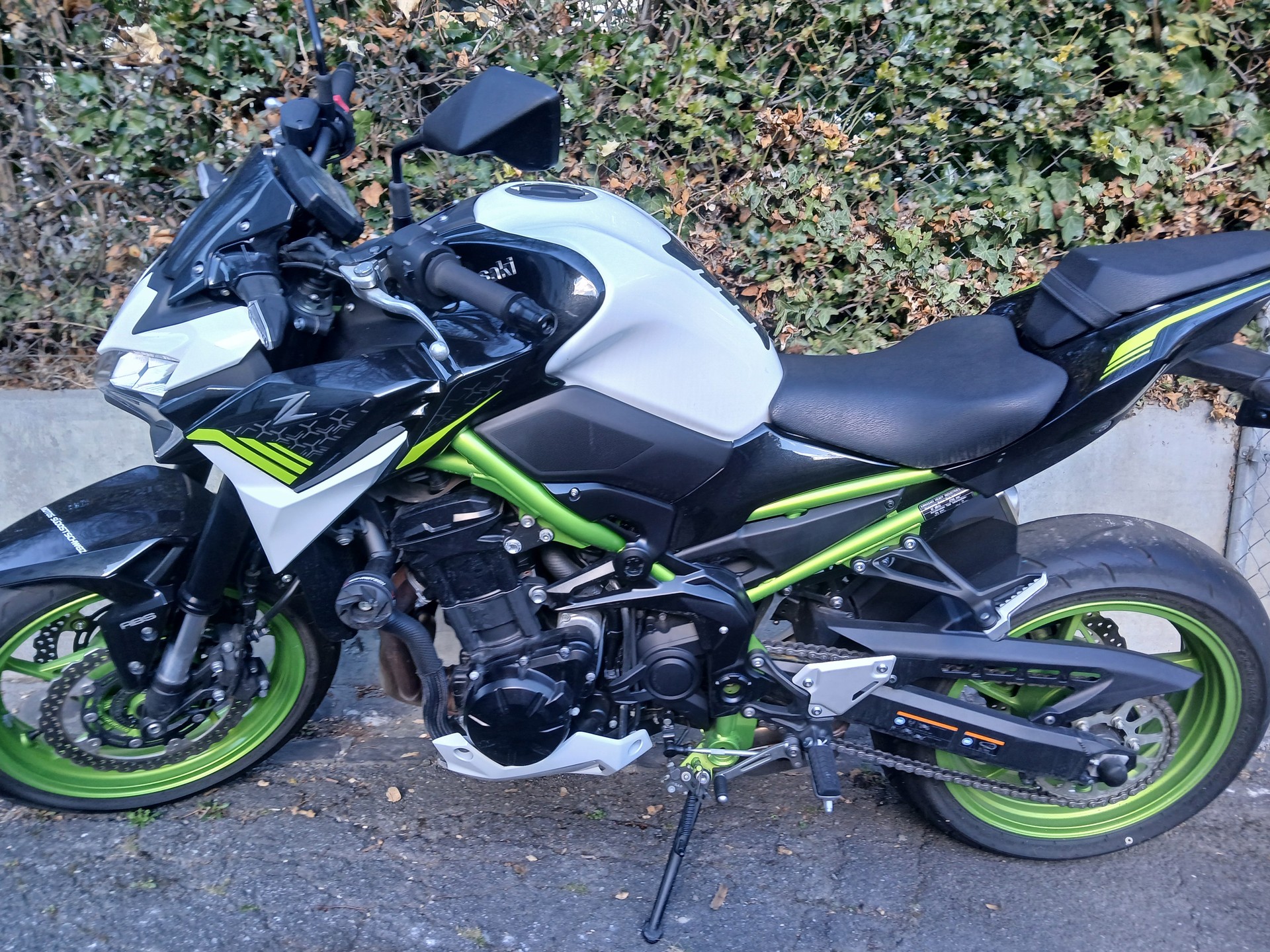 KAWASAKI Z 900 Performance-image-0