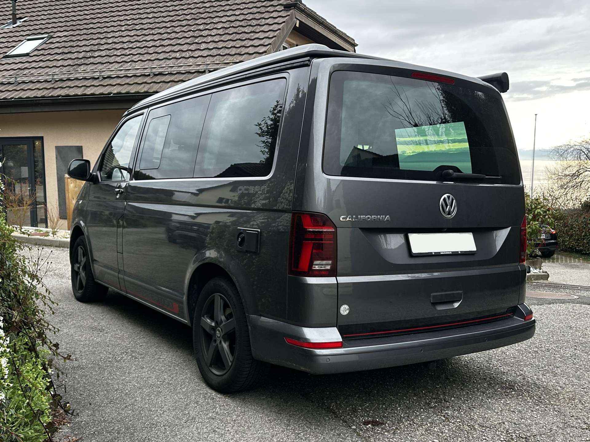 VW T6.1 California 2.0 TDI Ocean DSG-image-6