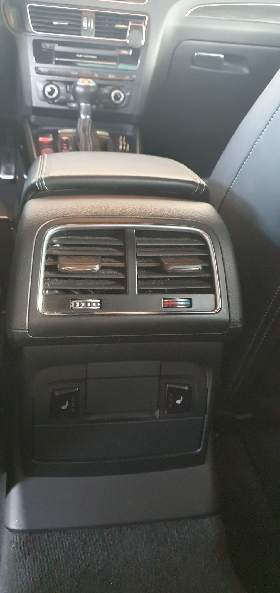 AUDI SQ5 3.0 TDI plus quattro tiptronic-image-23