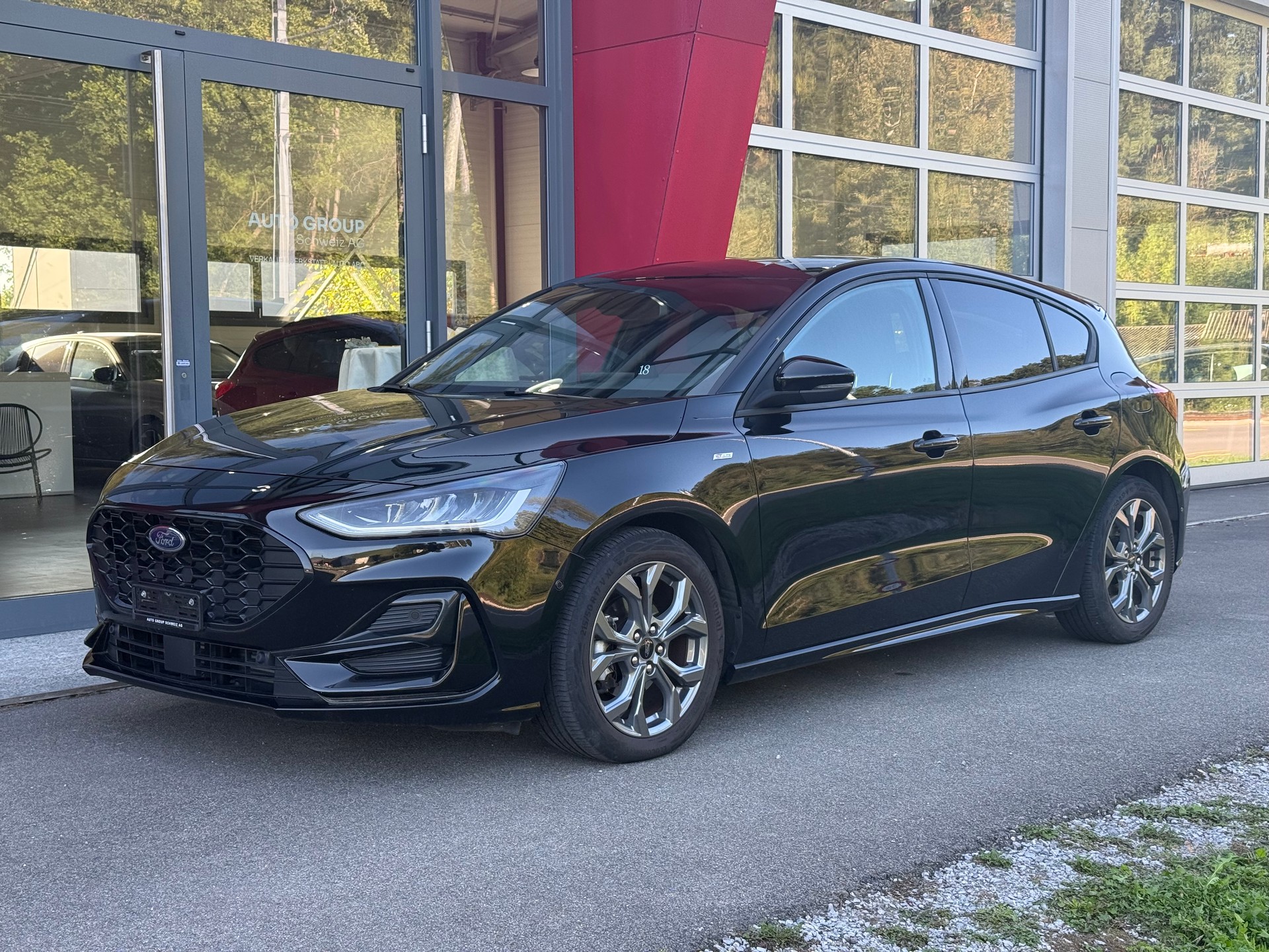 FORD Focus 1.0 MHEV ST-Line LEASING AB 253.37 CHF / MONAT