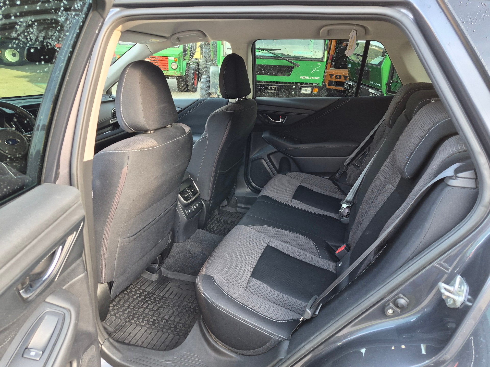 SUBARU Outback 2.5i Swiss Plus AWD Lineartronic-image-9