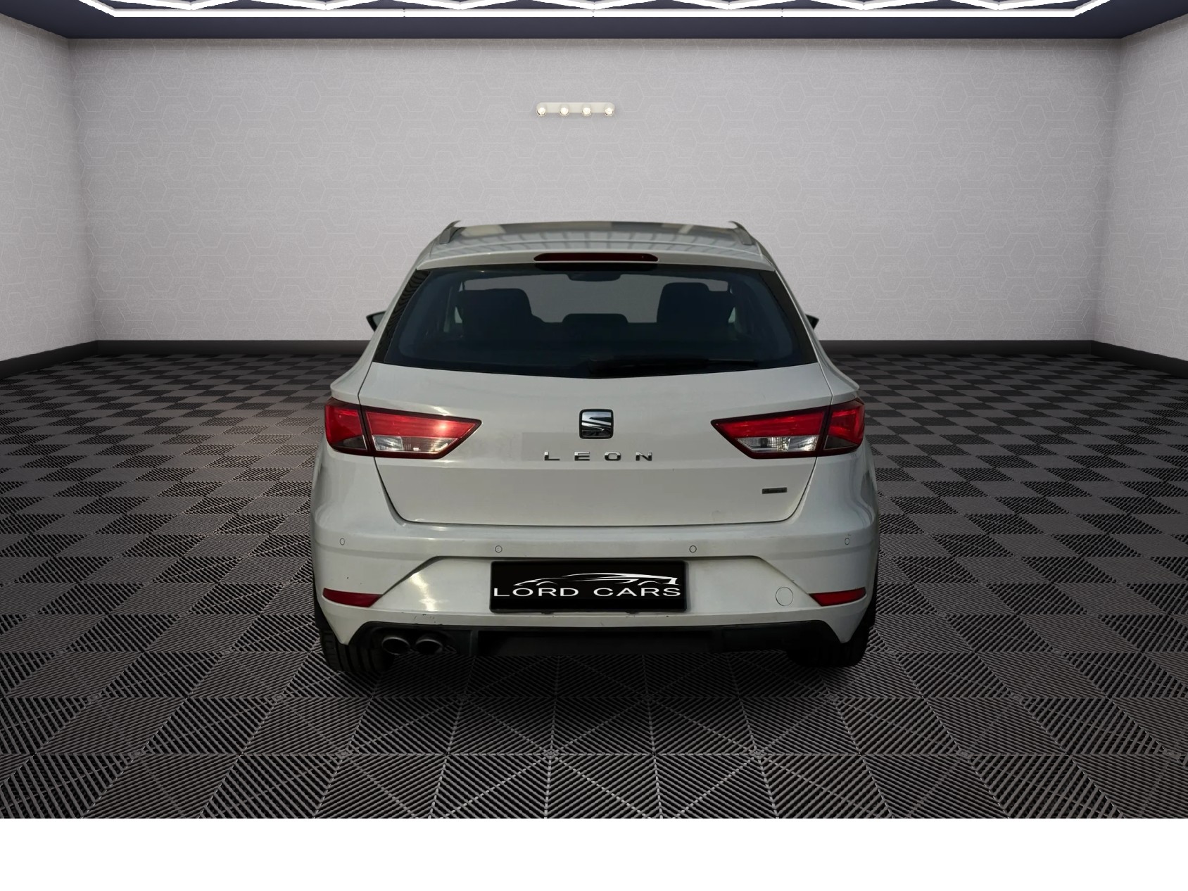 SEAT Leon ST 1.6 TDI CR Style 4Drive-image-5