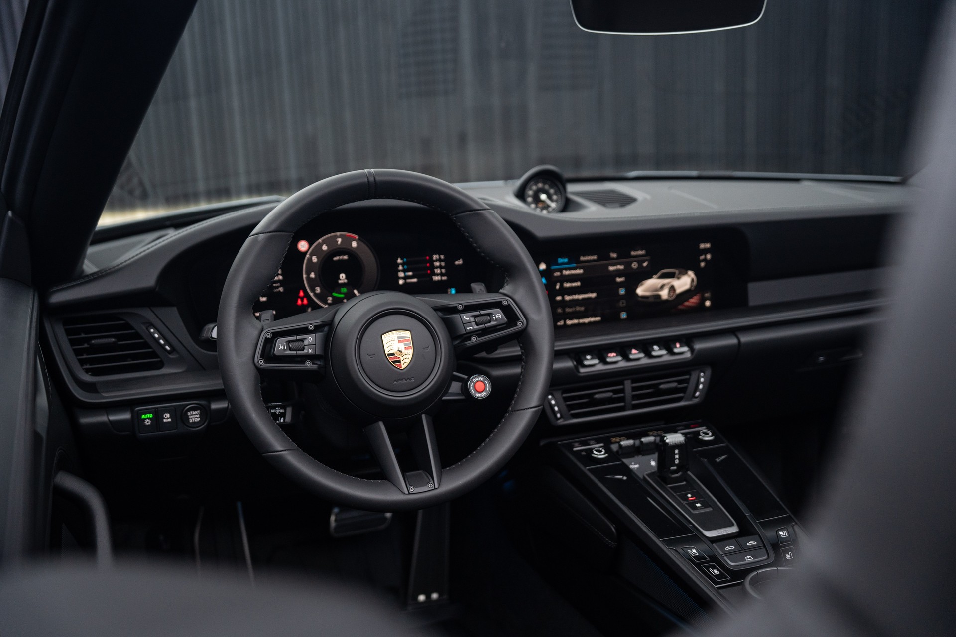 PORSCHE 911 Carrera 4 Cabriolet GTS PDK-image-5