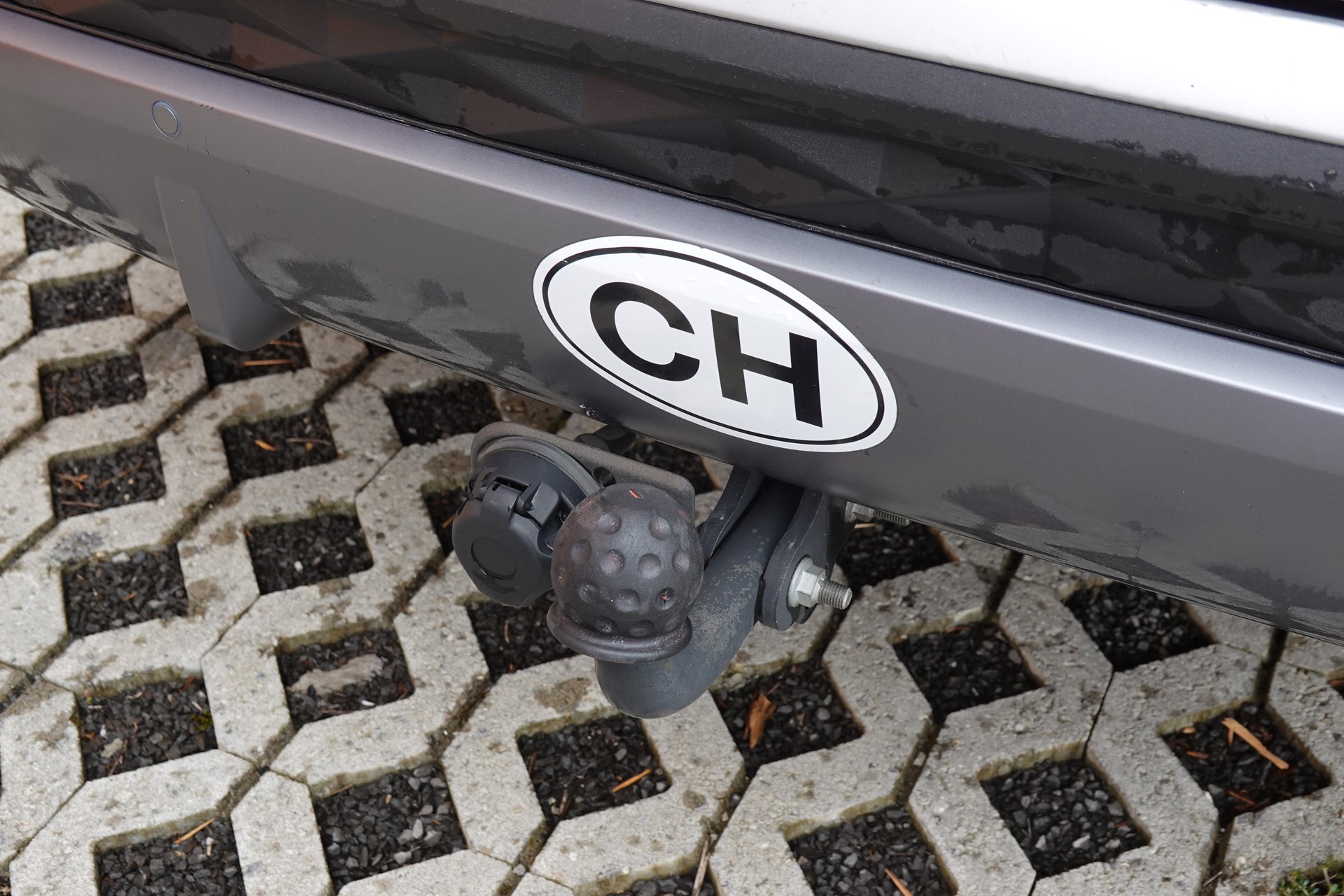HYUNDAI Tucson 1.6 TGDI HEV Amplia 4WD - "CH Auto * 8 Roues * Caméra * Trempomat Adaptitif"-image-10