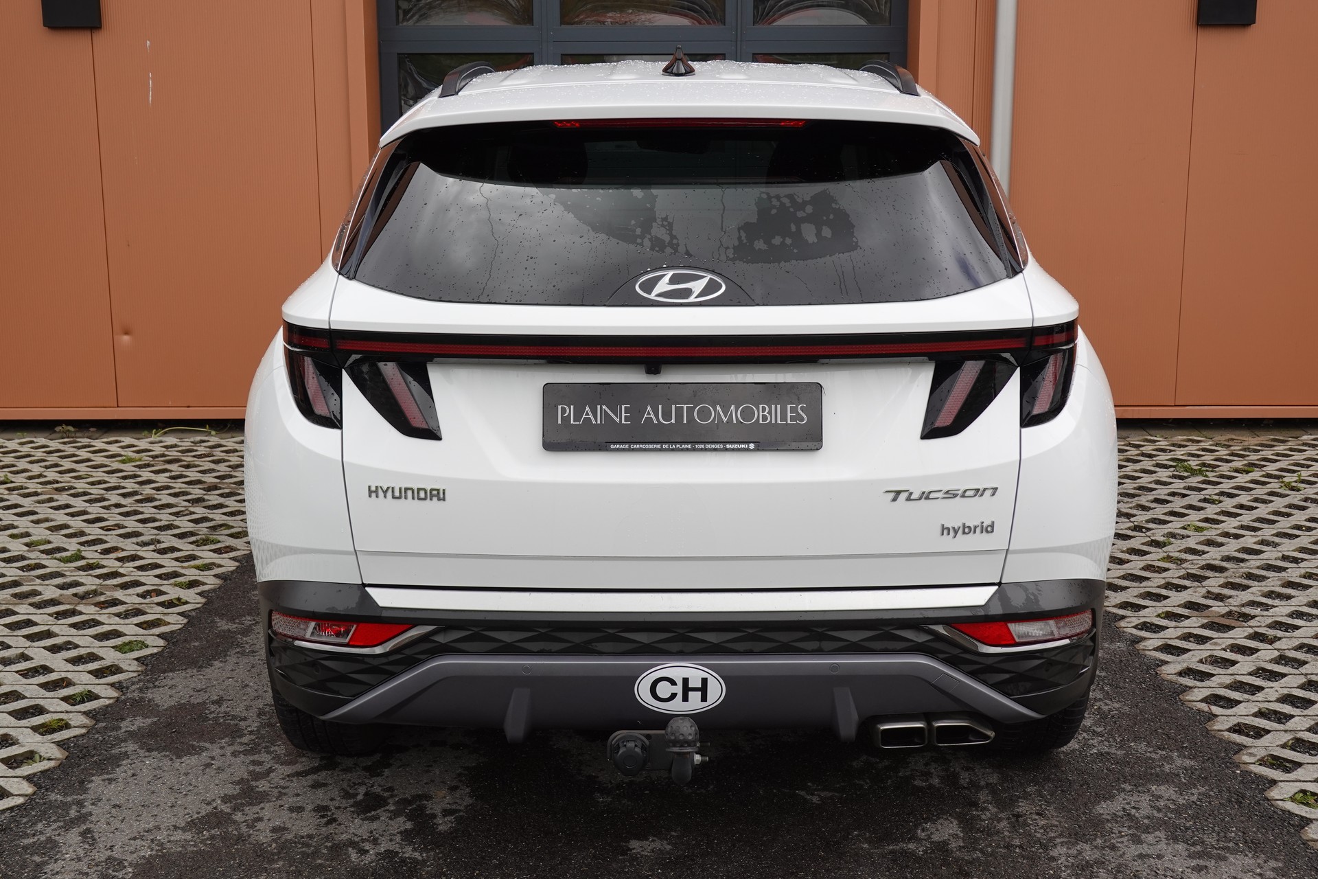 HYUNDAI Tucson 1.6 TGDI HEV Amplia 4WD - "CH Auto * 8 Roues * Caméra * Trempomat Adaptitif"-image-7