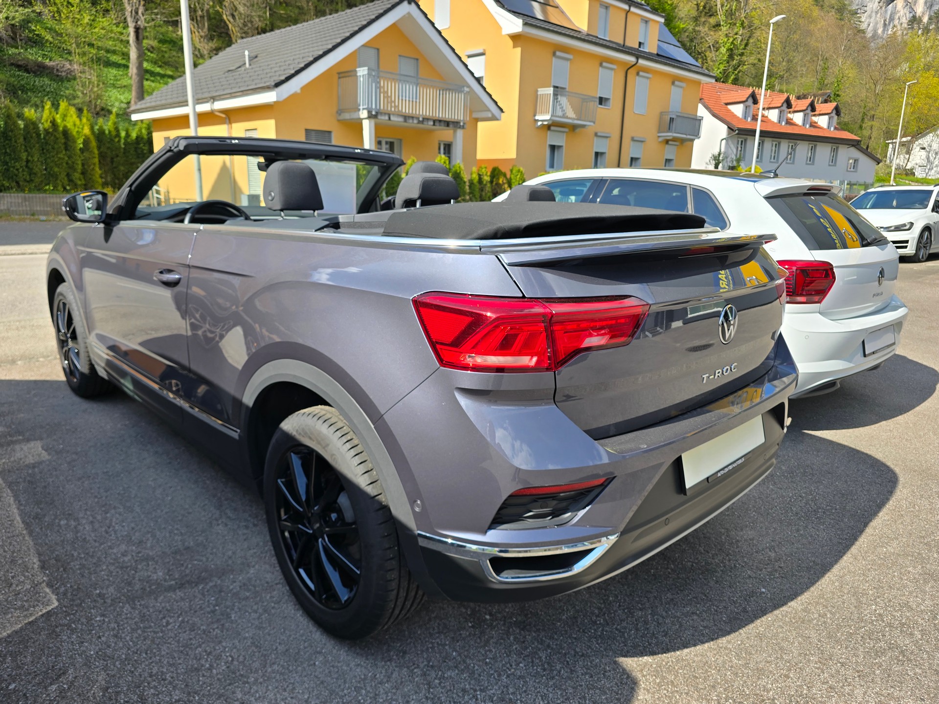 VW T-Roc Cabriolet 1.5 TSI EVO Advance DSG-image-6