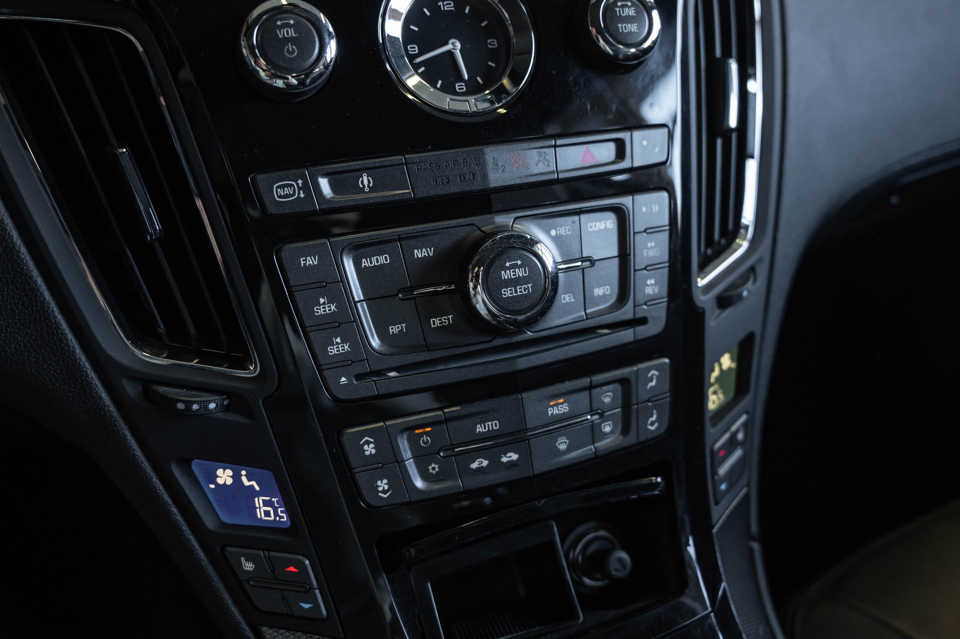 CADILLAC CTS-V Sedan 6.2 V8 SC Automatic-image-29