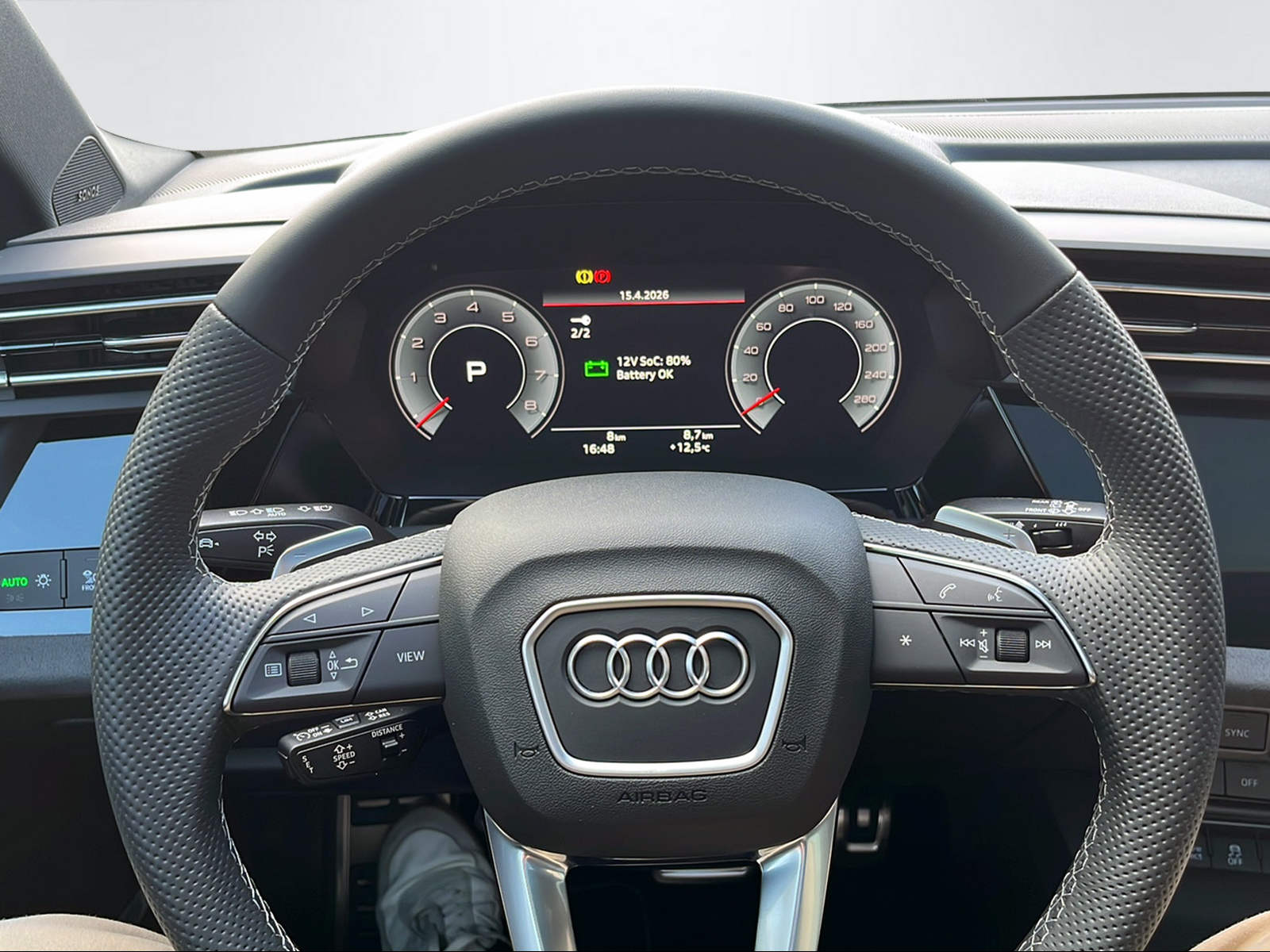 AUDI A3 Sportback 2.0 TFSI S Line quattro S-Tronic-image-11
