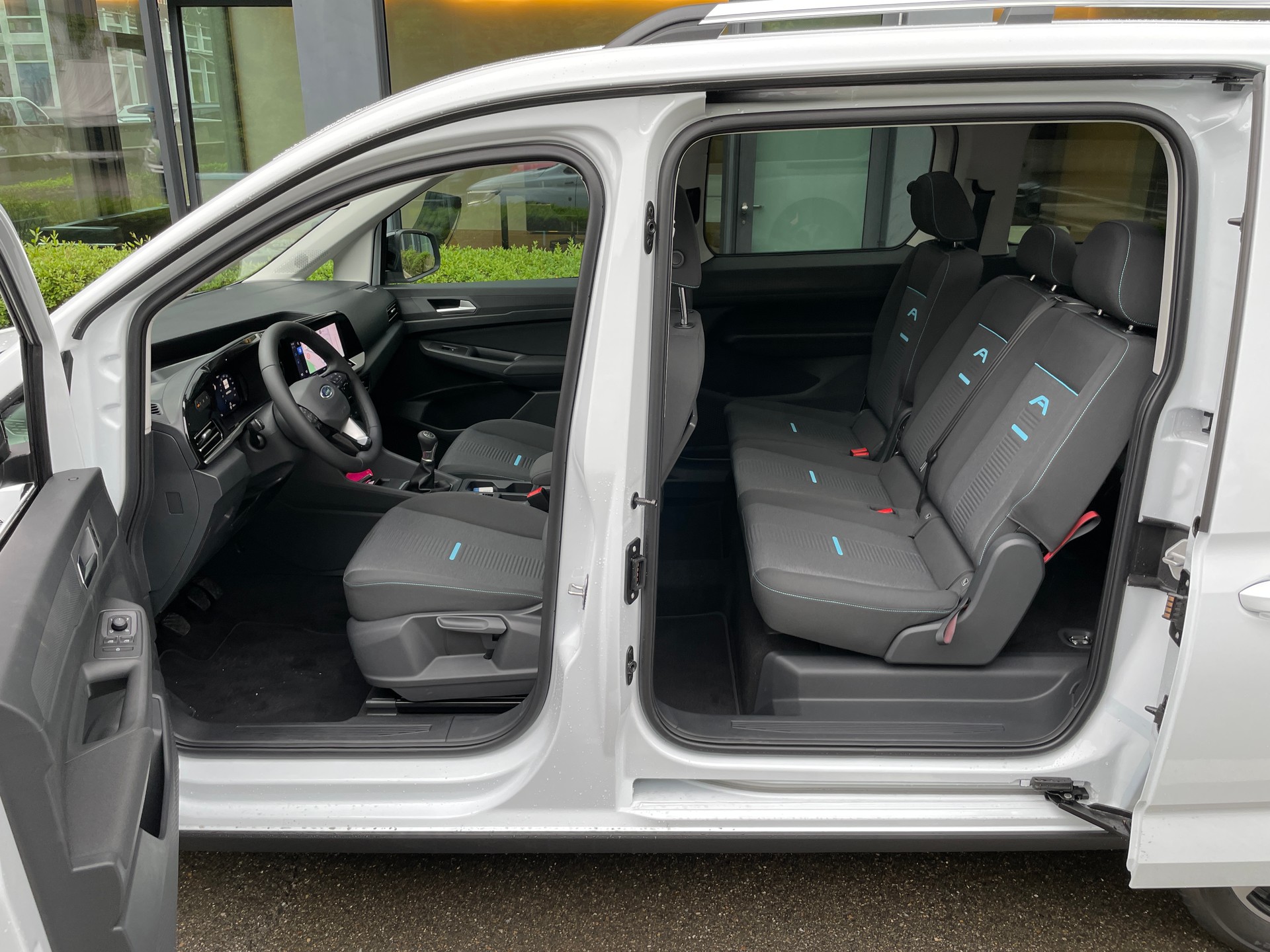 FORD Grand Tourneo Connect Active, ALLRAD, 7-Sitze-image-11