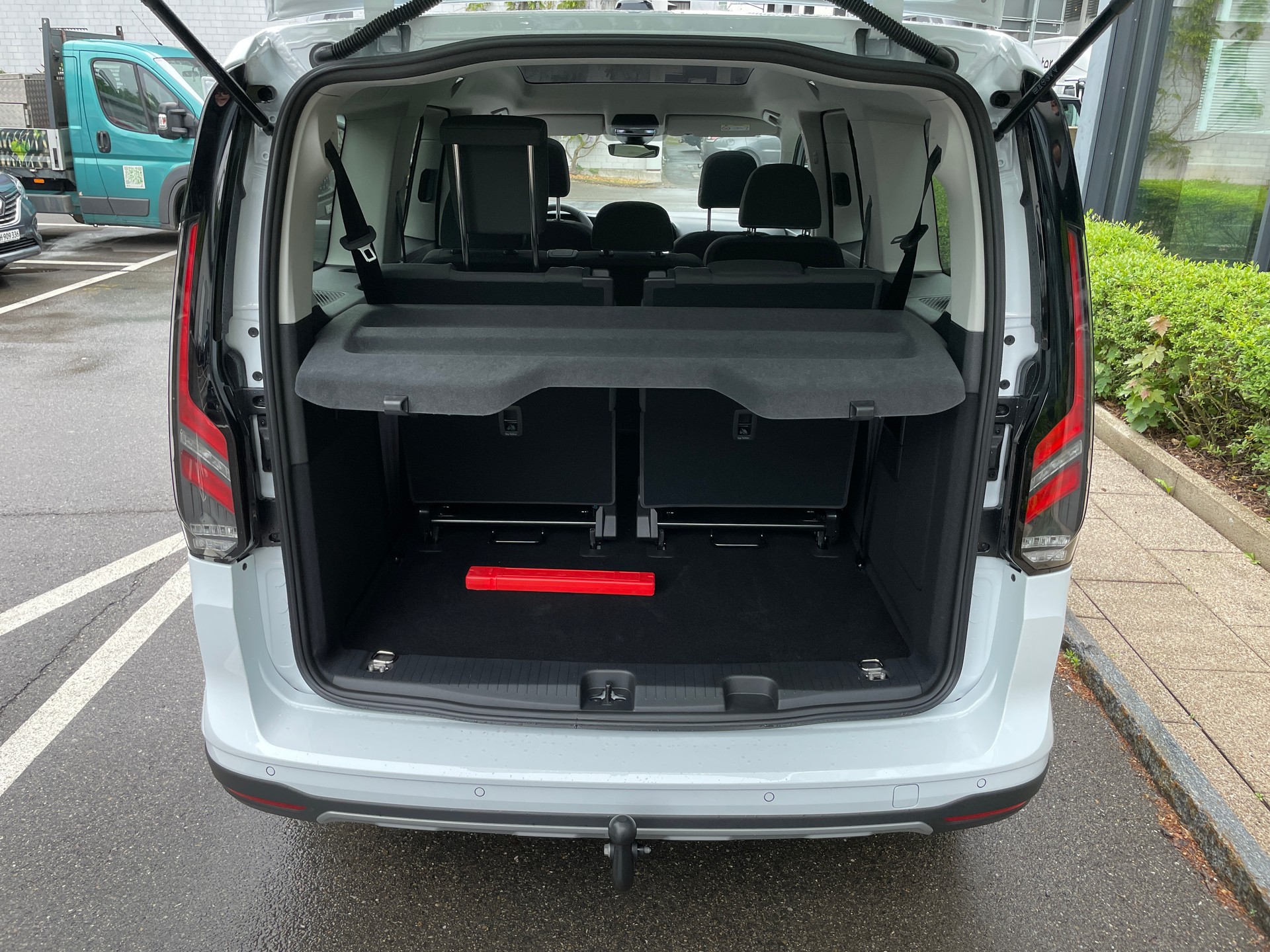FORD Grand Tourneo Connect Active, ALLRAD, 7-Sitze-image-4