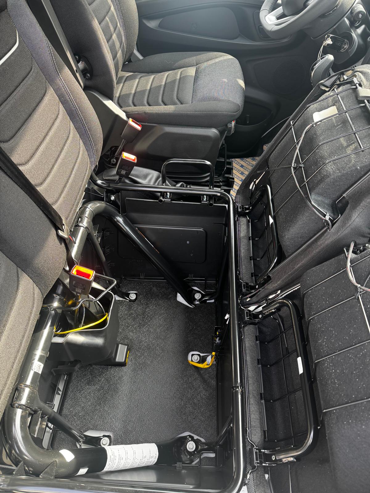 IVECO 35S16B A8 3520 VAN-image-15