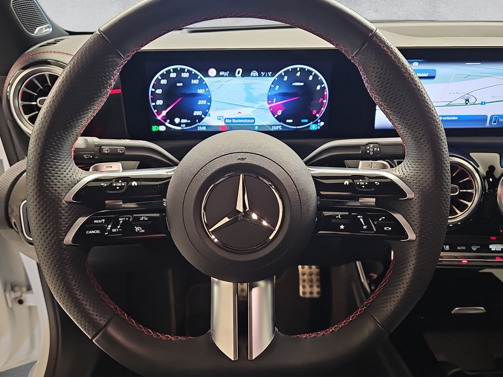 MERCEDES-BENZ CLA 250 Shooting Brake 4Matic 8G-DCT-image-11