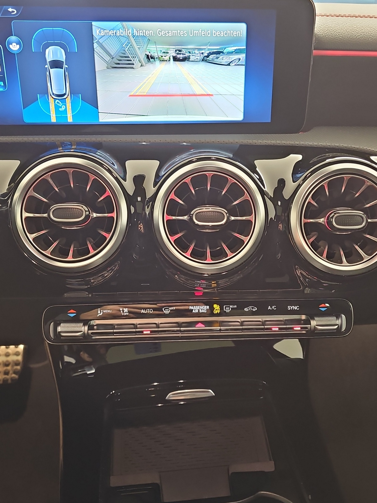 MERCEDES-BENZ CLA 250 Shooting Brake 4Matic 8G-DCT-image-12