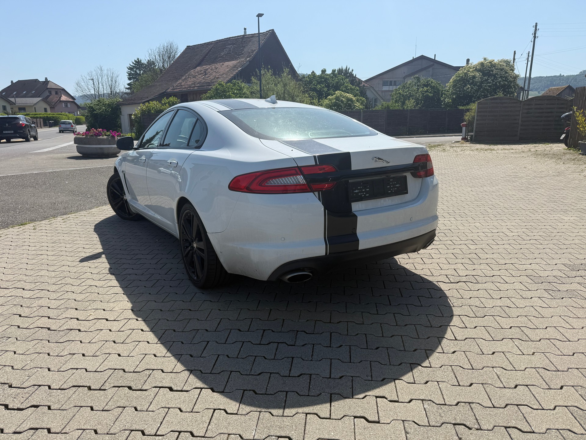 JAGUAR XF 3.0 V6 S/C Premium Luxury 4x4-image-7