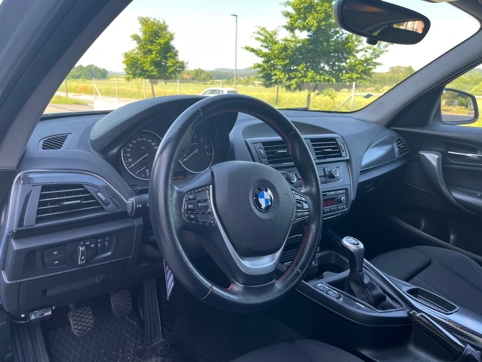 BMW 116i Sport Line-image-3