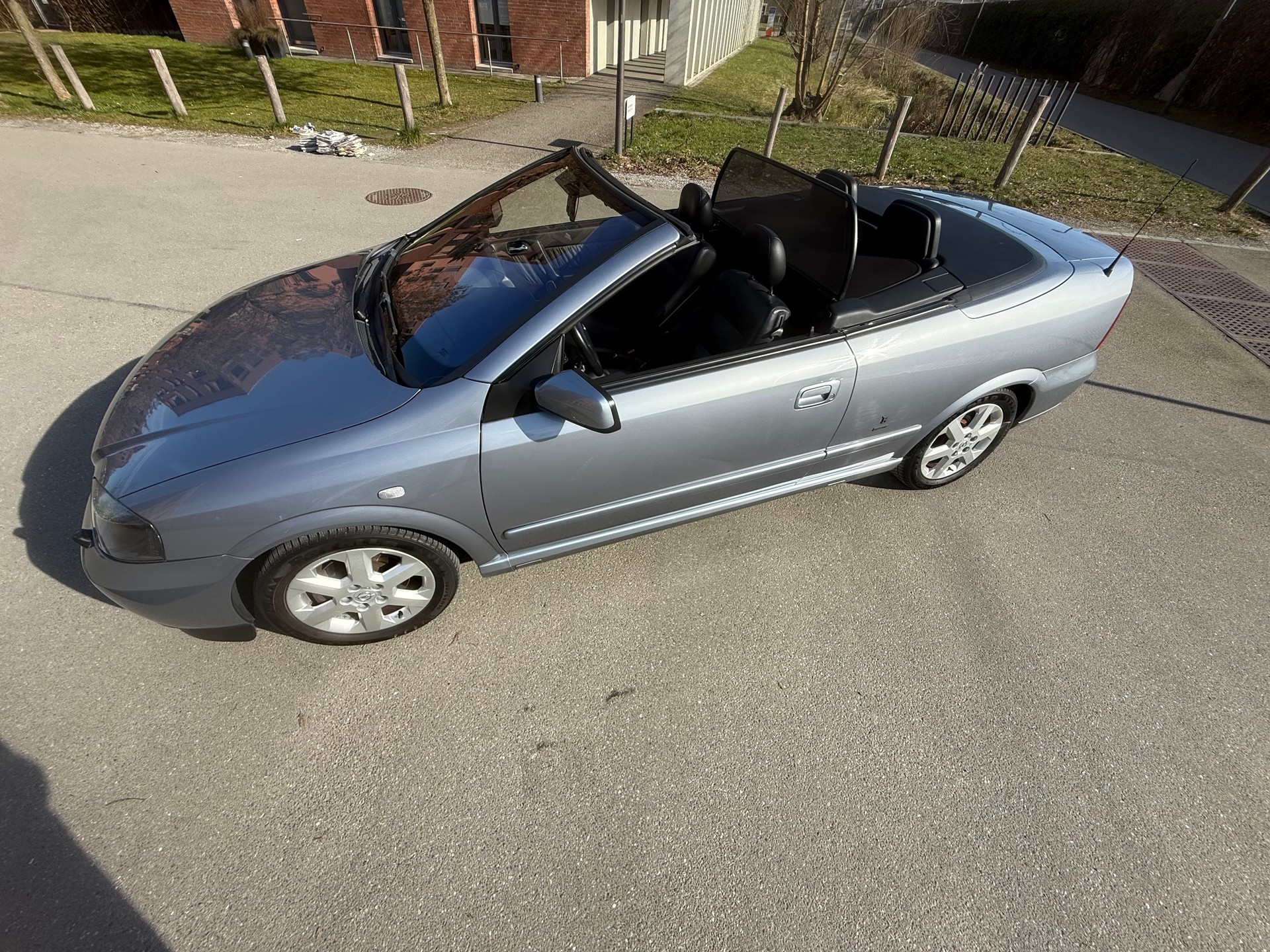 OPEL Astra Cabriolet 2.2i 16V Linea Rossa-image-26