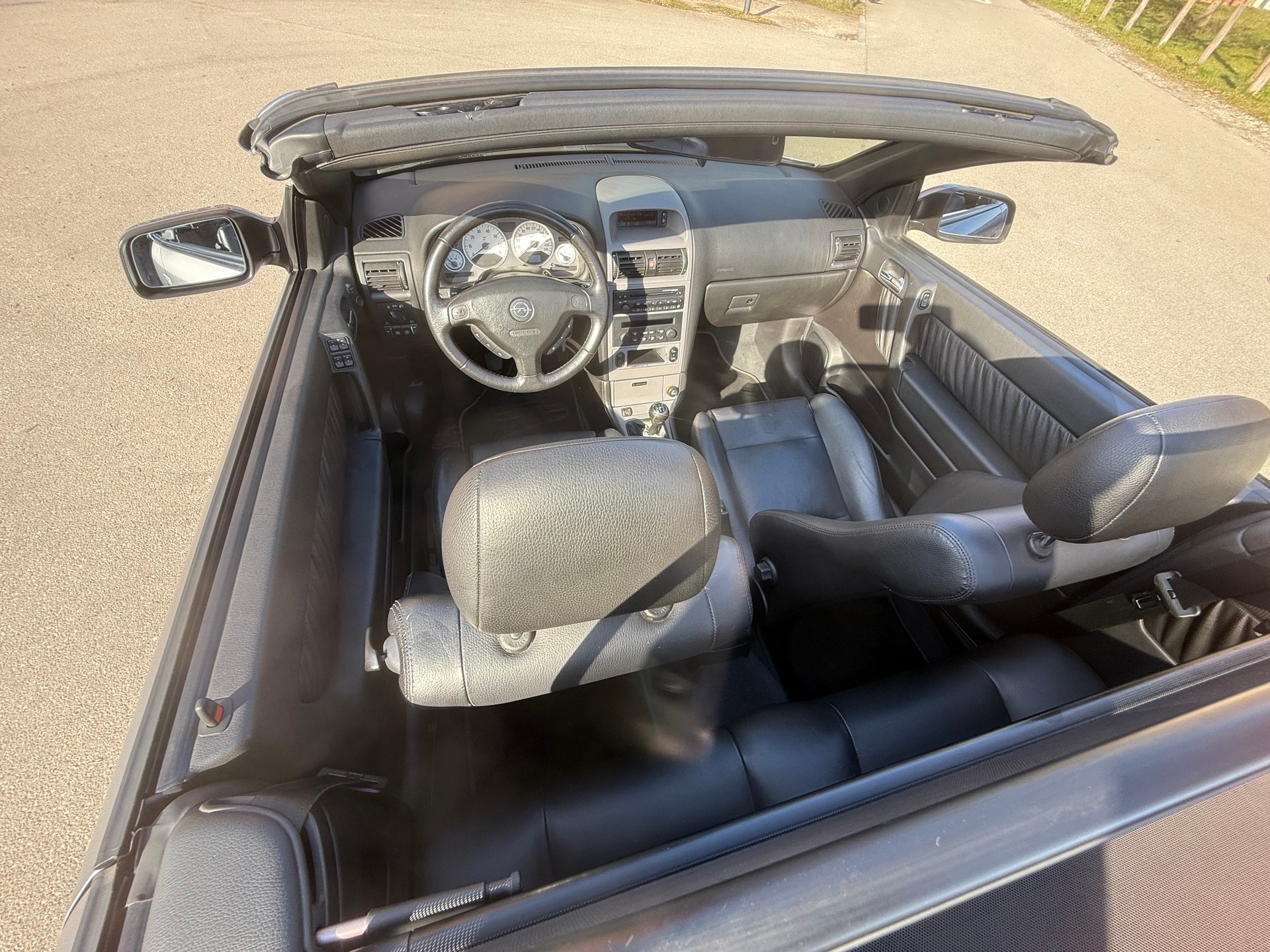 OPEL Astra Cabriolet 2.2i 16V Linea Rossa-image-27
