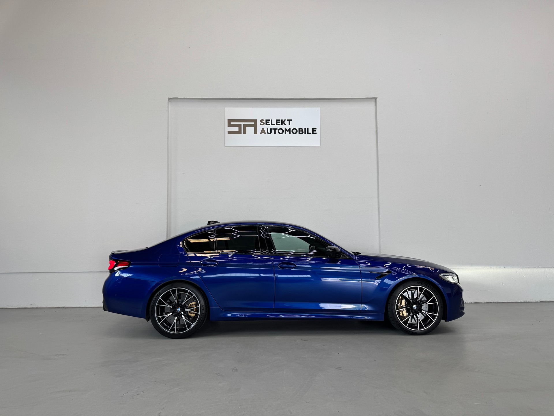 BMW M5 xDrive Competition Drivelogic-image-6